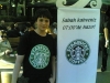 starbucksa starfucks t shirtuyle gitmek